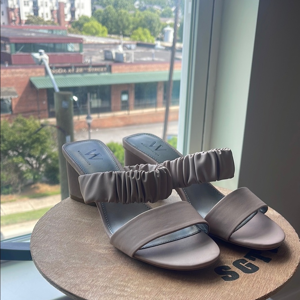 Worthington Tan Heels Elegant Shoes